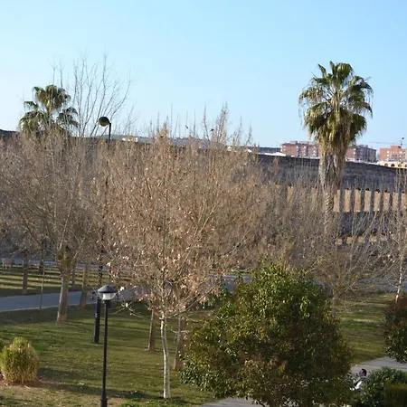Apartamento Acueducto, Tres Dormitorios Y Parking Gratis Apartamento