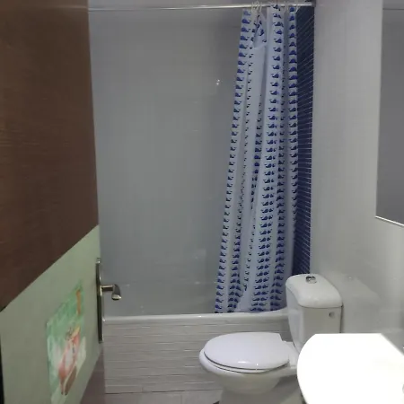 Apartamento Apartamento Acueducto, Tres Dormitorios Y Parking Gratis *