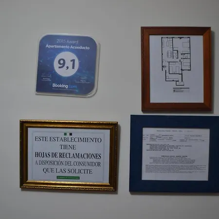 Apartamento Apartamento Acueducto, Tres Dormitorios Y Parking Gratis